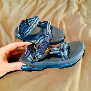 SOLD Teva Boys Sandals Size 11 Good Condition